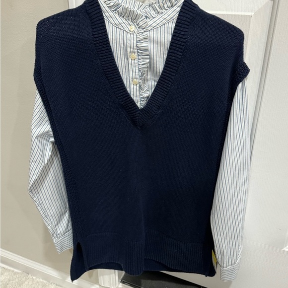 LOFT Striped Ruffle Mixed Media
Tunic Sweater
$74.95 $39 - Picture 7 of 8